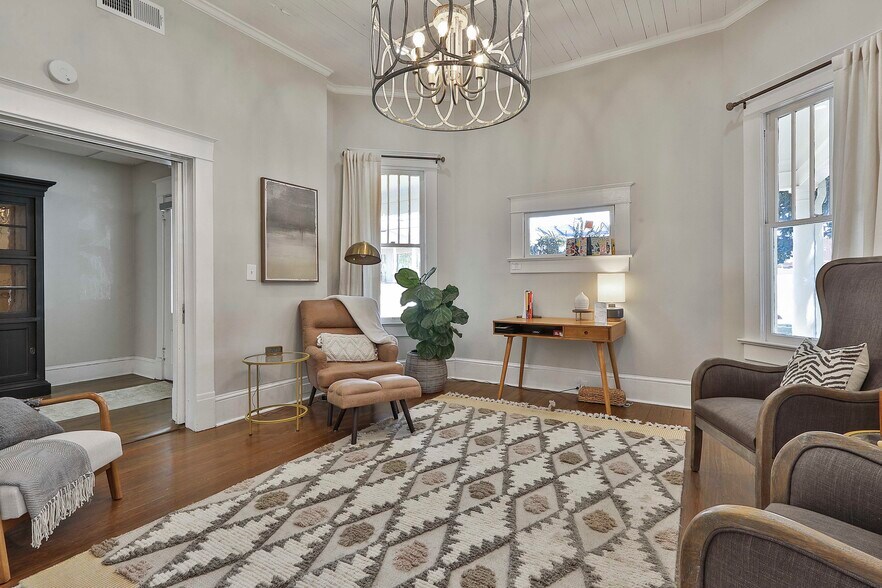 More Photos Of 53 Washington St, Fairburn Office For Sale