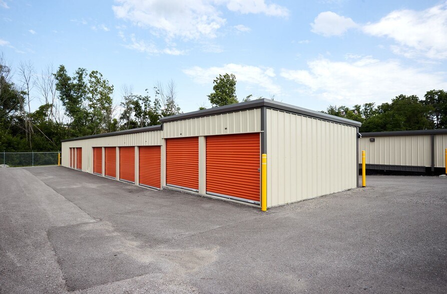 More Photos Of 1801 N Woodbine Rd, Saint Joseph Self Storage For Sale