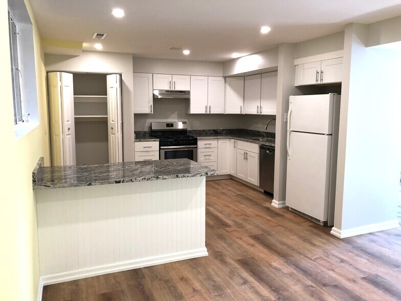 More Photos Of 9420-9424 Adelphi Rd, Hyattsville Apartments For Sale