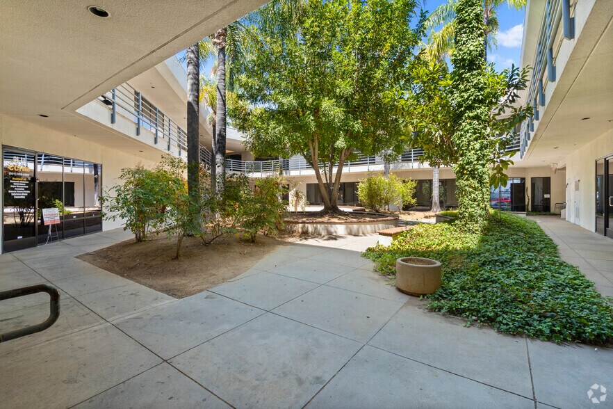 More Photos Of 13800 Heacock St, Moreno Valley Unknown For Lease