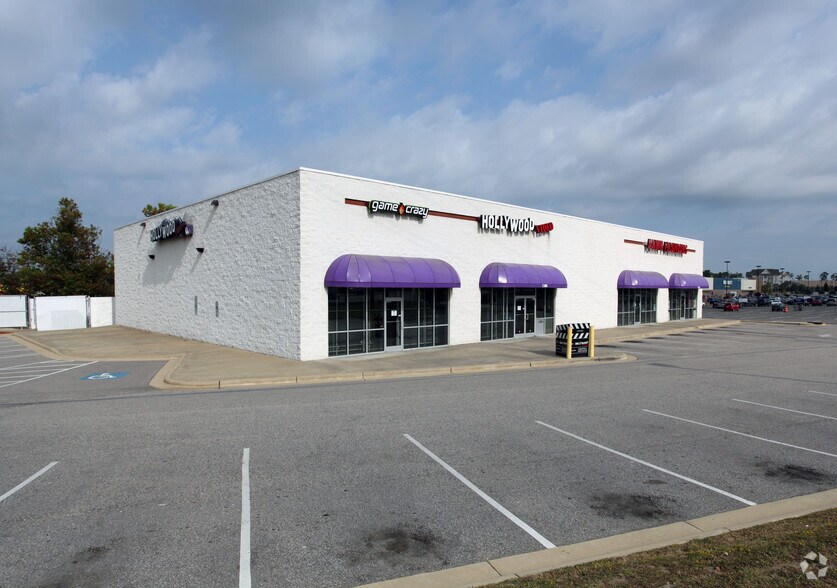 More Photos Of 1590 Skibo Rd, Fayetteville Unknown For Lease
