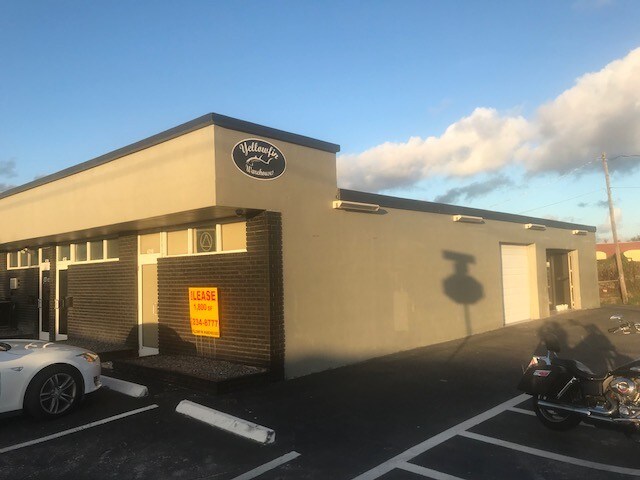 More Photos Of 4310-4326 NE 5th Ave, Oakland Park Warehouse For Lease