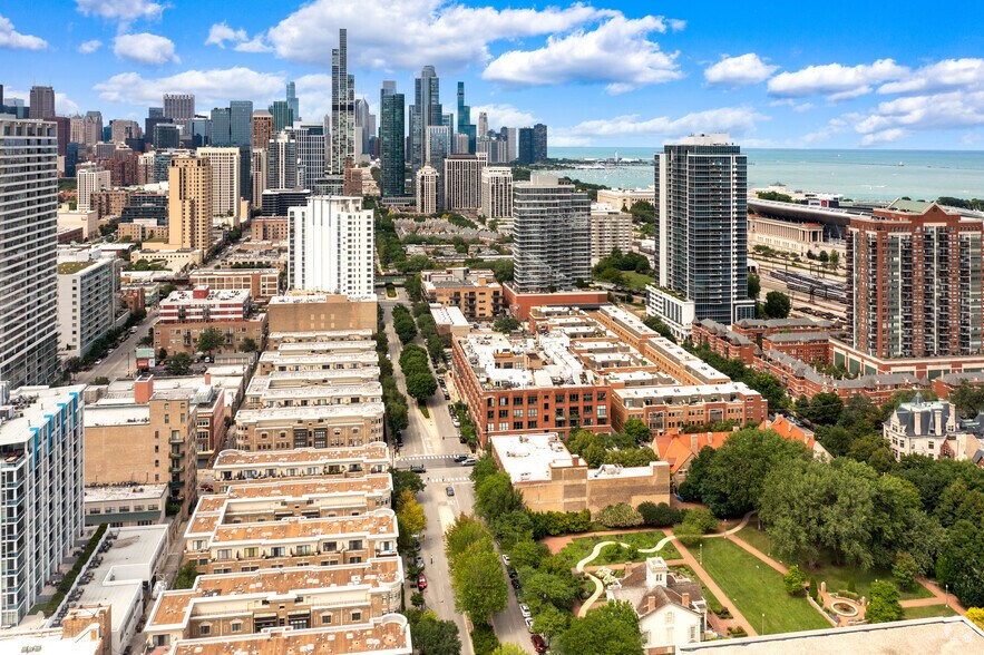 More Photos Of 1727 S Indiana Ave, Chicago Apartments For Lease