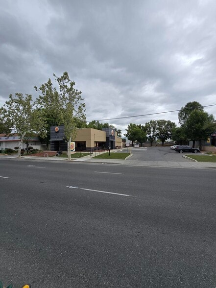 Primary Photo Of 2170 Monterey Hwy, San Jose Fast Food For Lease