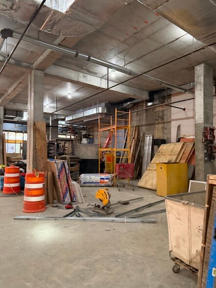 More Photos Of 1985-1991 Jerome Ave, Bronx Parking Lot For Lease