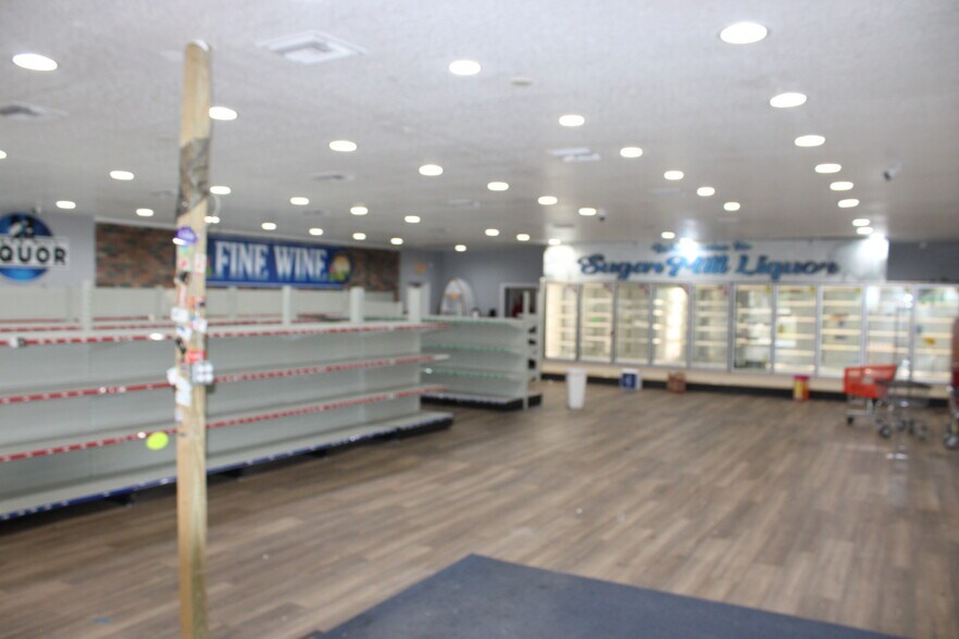More Photos Of 6601 W Gulf To Lake Hwy, Crystal River Bar For Sale