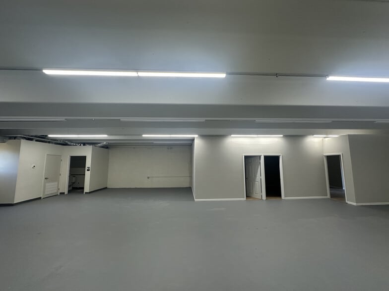 More Photos Of 325 New Neely Ferry Rd, Mauldin Warehouse For Lease