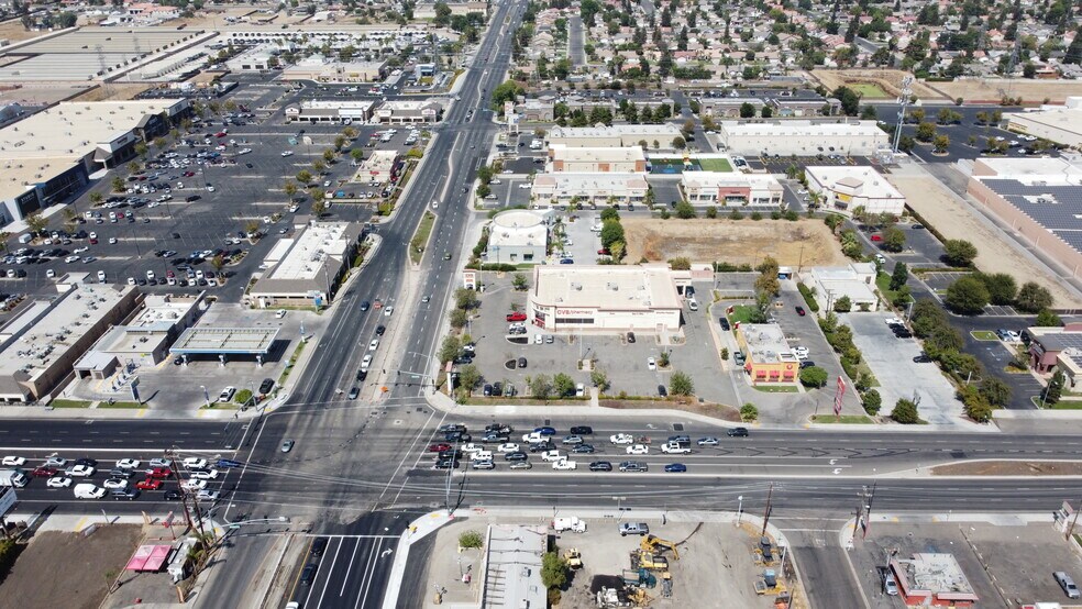 More Photos Of 2720 Calloway Dr, Bakersfield Storefront Retail Office For Lease