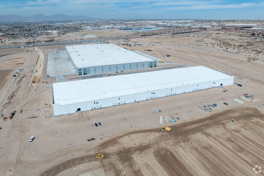 More Photos Of SEQ I-10 & 375 Loop, El Paso Unknown For Lease