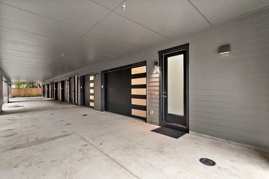 More Photos Of 117 Wells Ave S, Renton Apartments For Sale