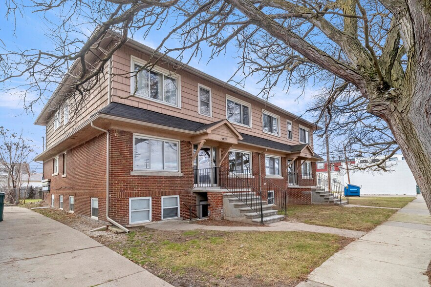 More Photos Of 1205 Garfield Ave, Lincoln Park Apartments For Sale