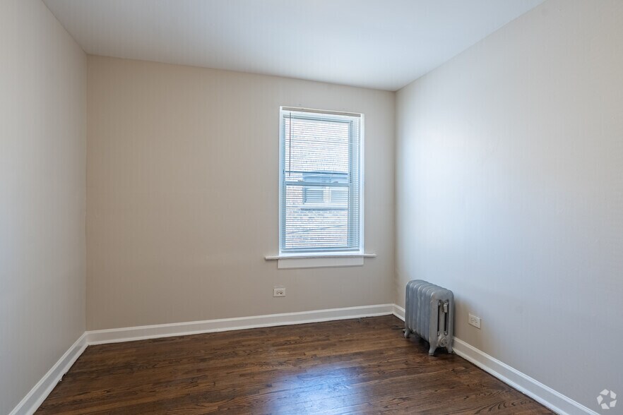More Photos Of 7526-7536 S Colfax Ave, Chicago Apartments For Sale
