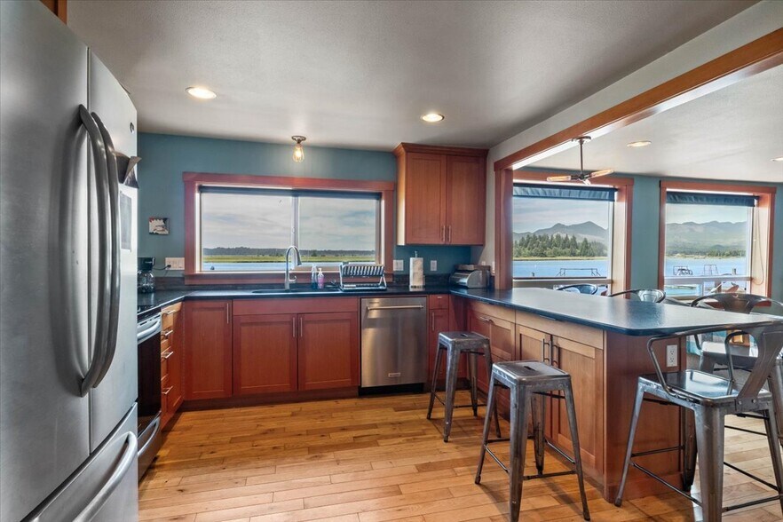 More Photos Of 278 Marine Dr, Wheeler Marina For Sale