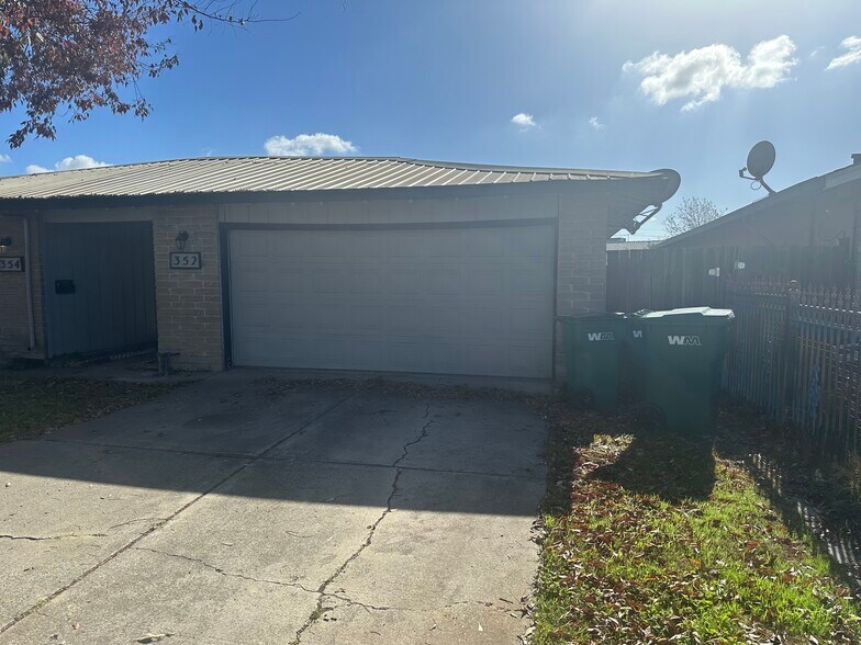 More Photos Of 352 Jill Cir, Stockton Apartments For Sale