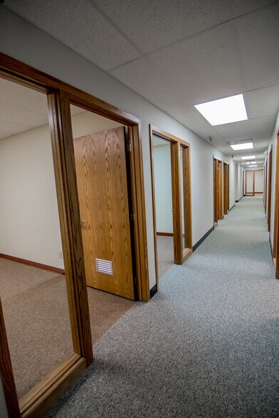 More Photos Of 631 Saint Anne St, Rapid City Medical For Lease