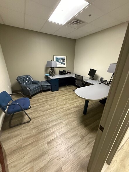 More Photos Of 1453-1455 Dave Lyle Blvd, Rock Hill Warehouse For Lease