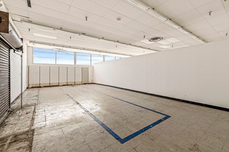 More Photos Of 1519 IN-37, Elwood Storefront Retail Office For Lease