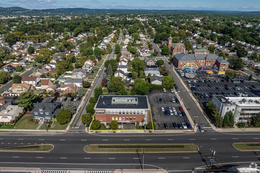 More Photos Of 14-01 Broadway, Fair Lawn Medical For Lease