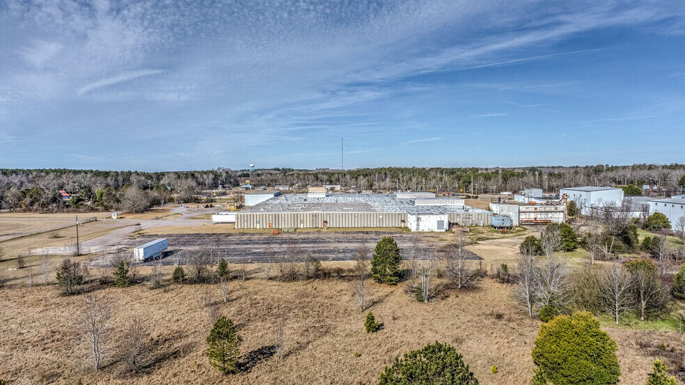 More Photos Of 14 Pine House Rd, Trenton Warehouse For Sale