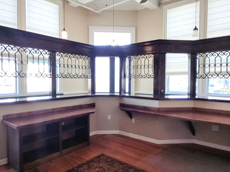 More Photos Of 100 SW Main St, Vidalia Office For Sale