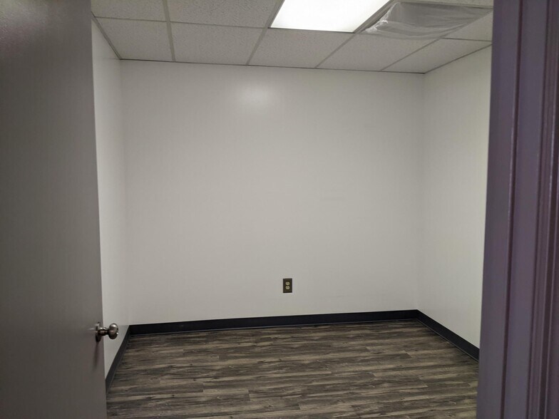 More Photos Of 8648 Old Troy Pike, Huber Heights Medical For Lease