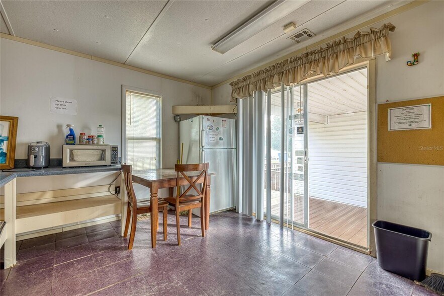 More Photos Of 1330 US 17, Seville Warehouse For Sale