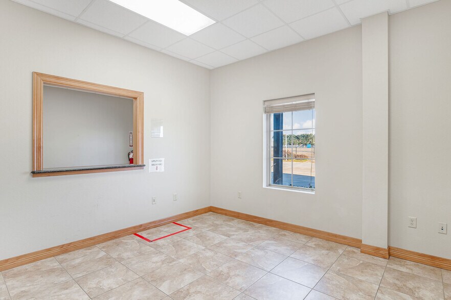 More Photos Of 2753 SH 322 Hwy, Longview Office Residential For Sale