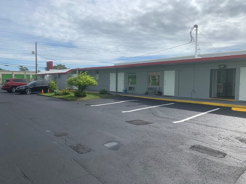 More Photos Of 1000 S Dixie Hwy W, Pompano Beach Office For Lease