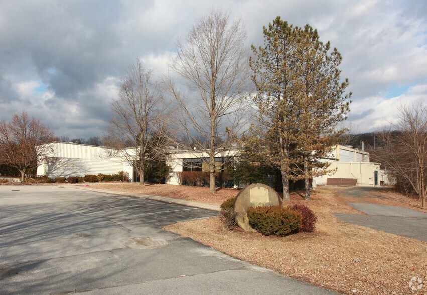 Primary Photo Of 1 Mechanic St, Hoosick Falls Manufacturing For Sale