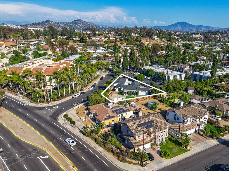 More Photos Of 5590 Shasta Ln, La Mesa Apartments For Sale