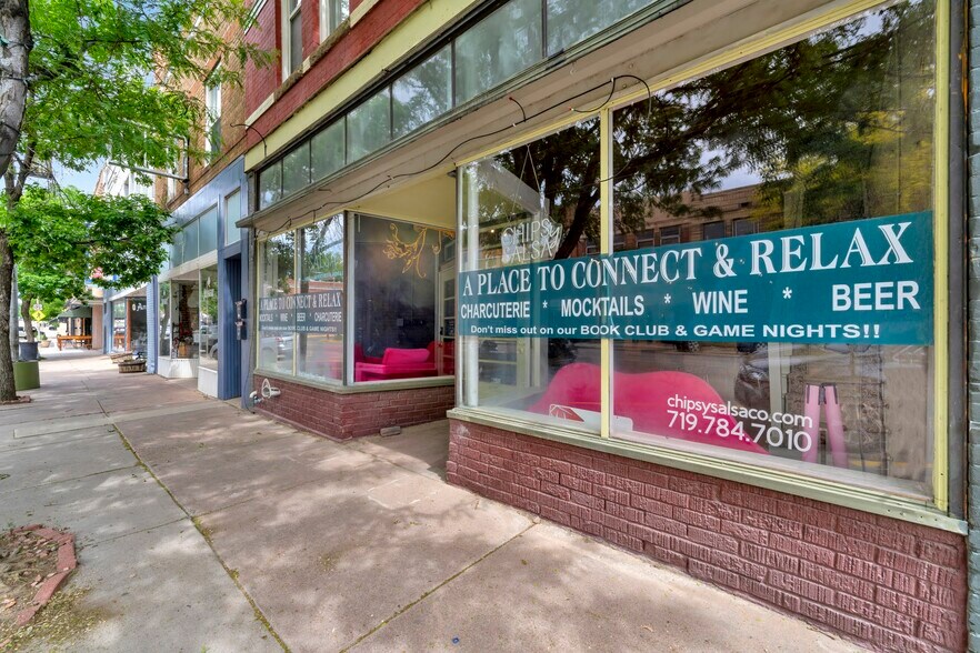 More Photos Of 122 W Main St, Florence Storefront For Sale
