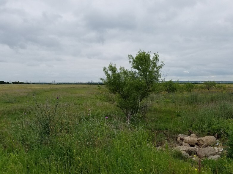 More Photos Of 501 Highway 67, Venus Land For Lease