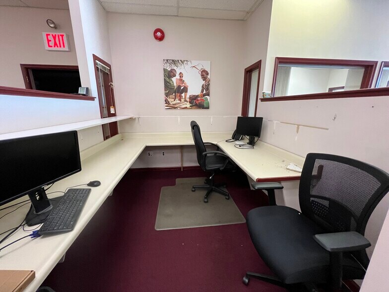 More Photos Of 6 W Lancaster Ave, Ardmore Storefront For Lease