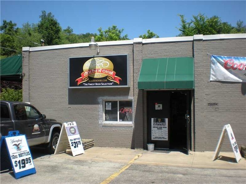 More Photos Of 2600-2604 Golden Mile Hwy, Plum Freestanding For Lease