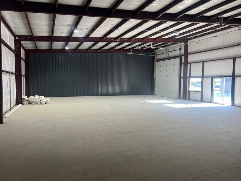 More Photos Of 4540 FM 1102, New Braunfels Unknown For Lease