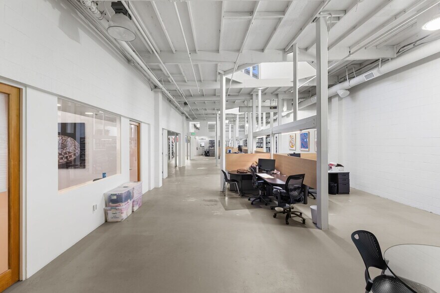 More Photos Of 1500 Olympic Blvd, Santa Monica Loft Creative Space For Sale