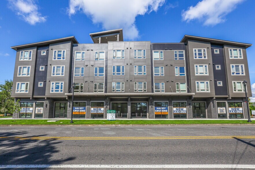 More Photos Of 22025 NE Halsey St, Fairview Apartments For Lease