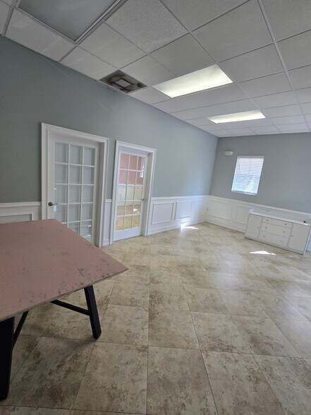 More Photos Of 635 SE 10th St, Deerfield Beach Office For Lease