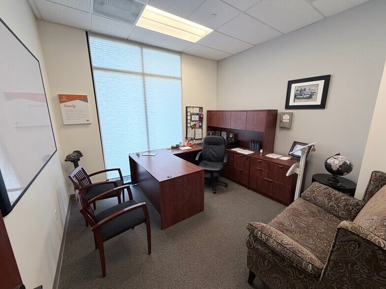 More Photos Of 100 Cortona Way, Brentwood Medical For Sale