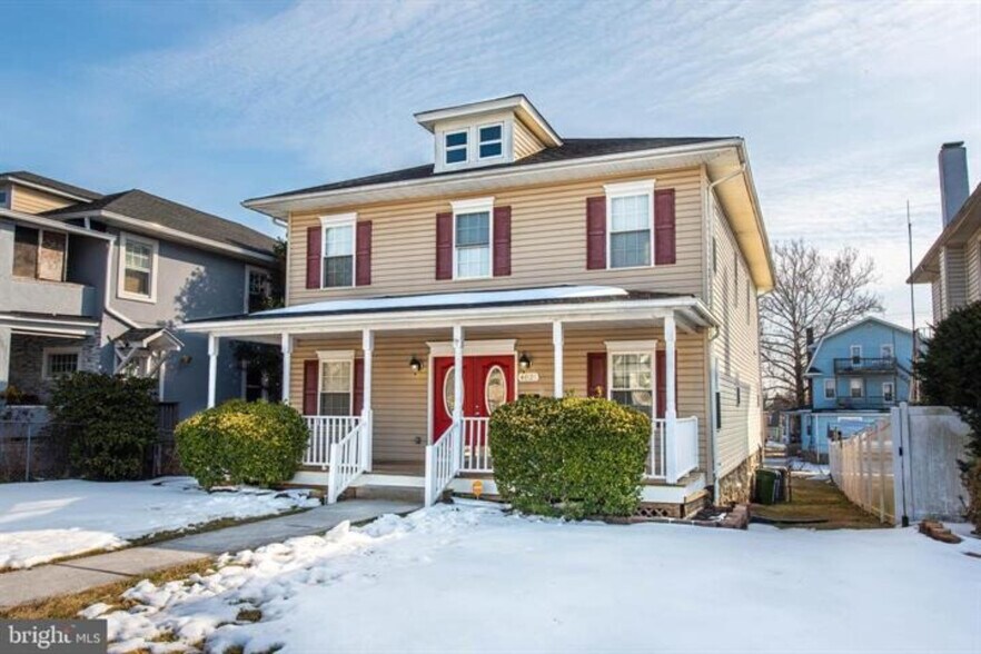 More Photos Of 4021 Barrington Rd, Baltimore Flex For Sale
