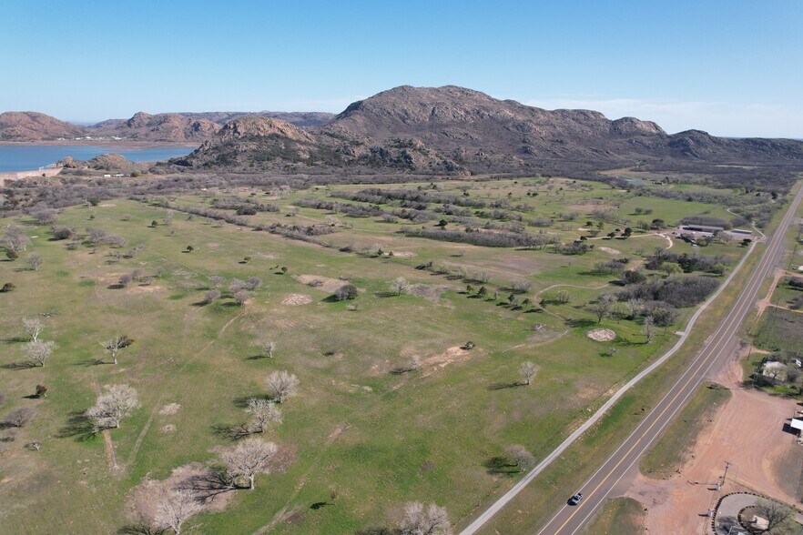 More Photos Of 42851 E County Road 1470, Lone Wolf Land For Sale