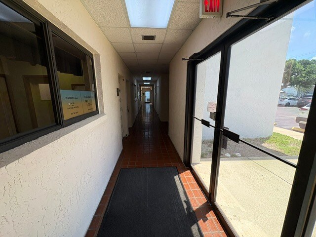 More Photos Of 3000 N Atlantic Ave, Cocoa Beach Office For Lease
