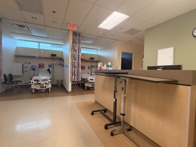 More Photos Of 13619-13627 Big Bend Rd, Saint Louis Medical For Sale