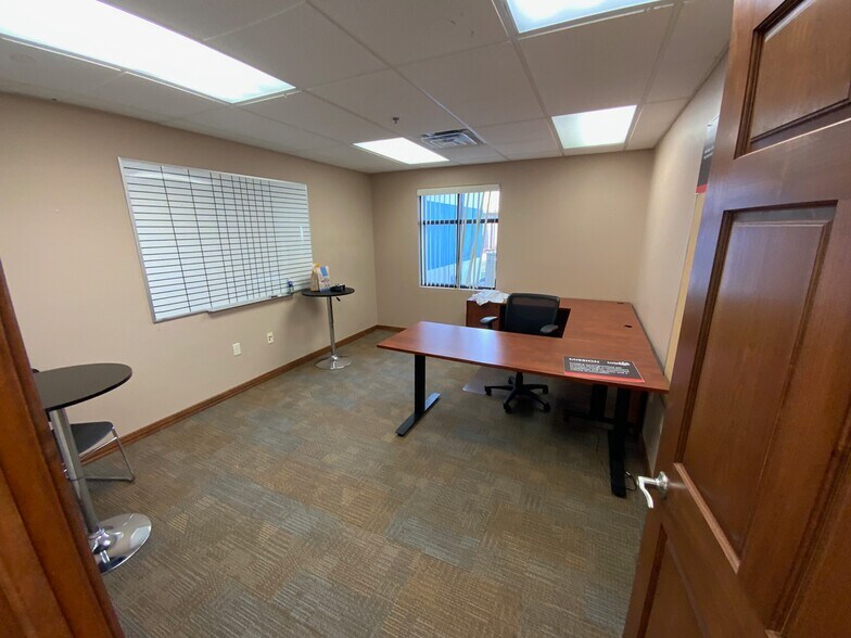 More Photos Of 3170 Yeager Dr, Green Bay Warehouse For Lease