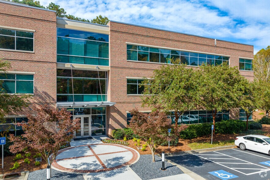 More Photos Of 4555 Mansell Rd, Alpharetta Office For Lease