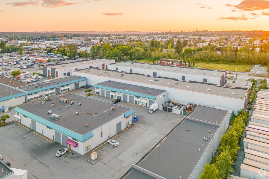 More Photos Of 20381 62 Av, Langley Flex For Lease