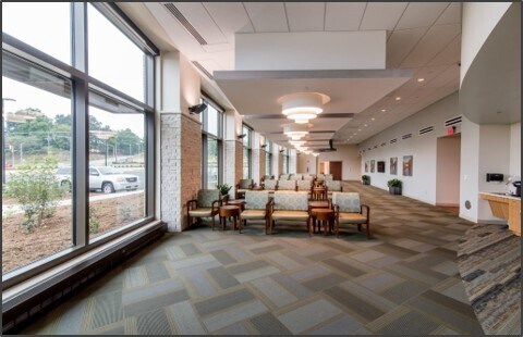 More Photos Of 414 Park Ave, Danville Medical For Lease