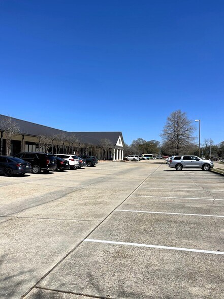 More Photos Of 8894 Airline Hwy, Baton Rouge Medical For Lease