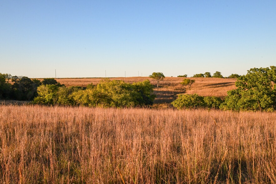 More Photos Of 0000 00000 Hi-View Dr, Manhattan Land For Sale
