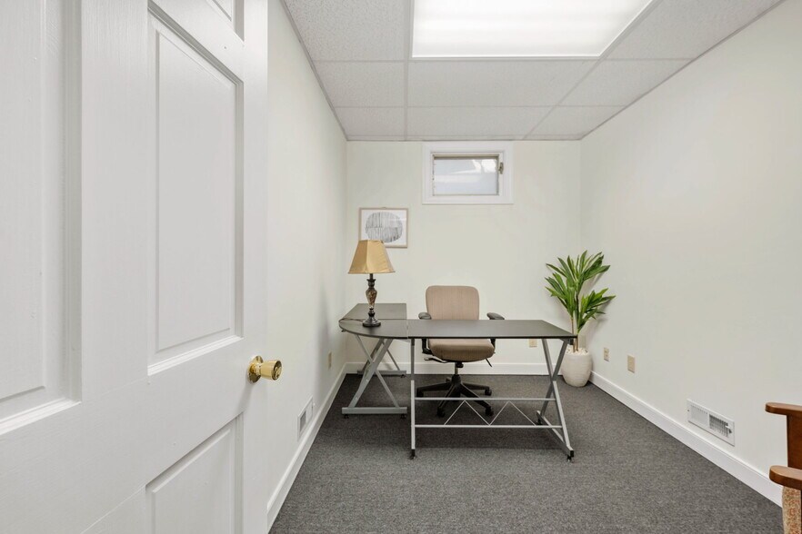 More Photos Of 620 Kenmore Ave, Fredericksburg Apartments For Lease